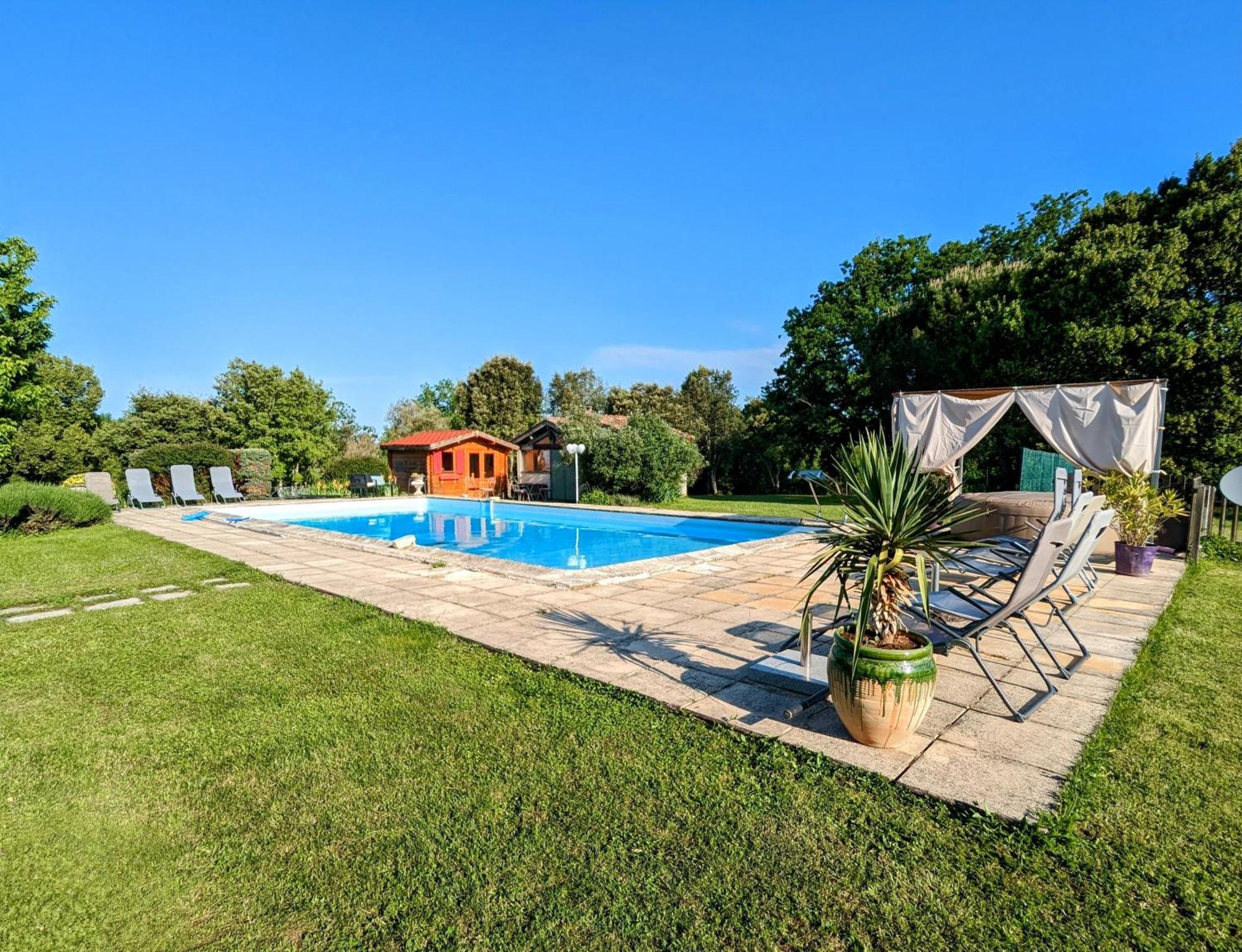 La Borie Du Chevrier Hotel Sainte-Croix-de-Beaumont ภายนอก รูปภาพ